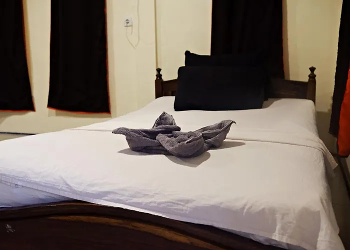 Komodo Shores Homestay