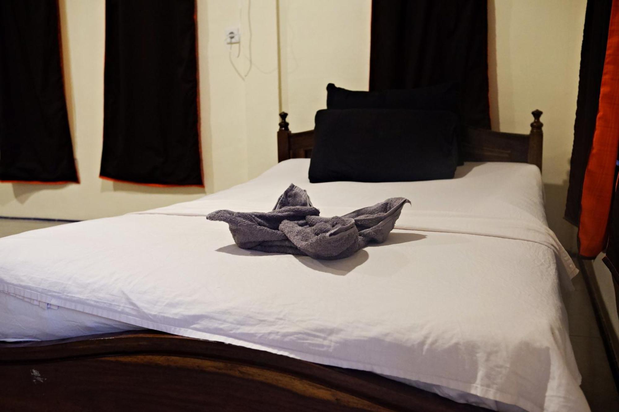 Komodo Shores Labuan Bajo