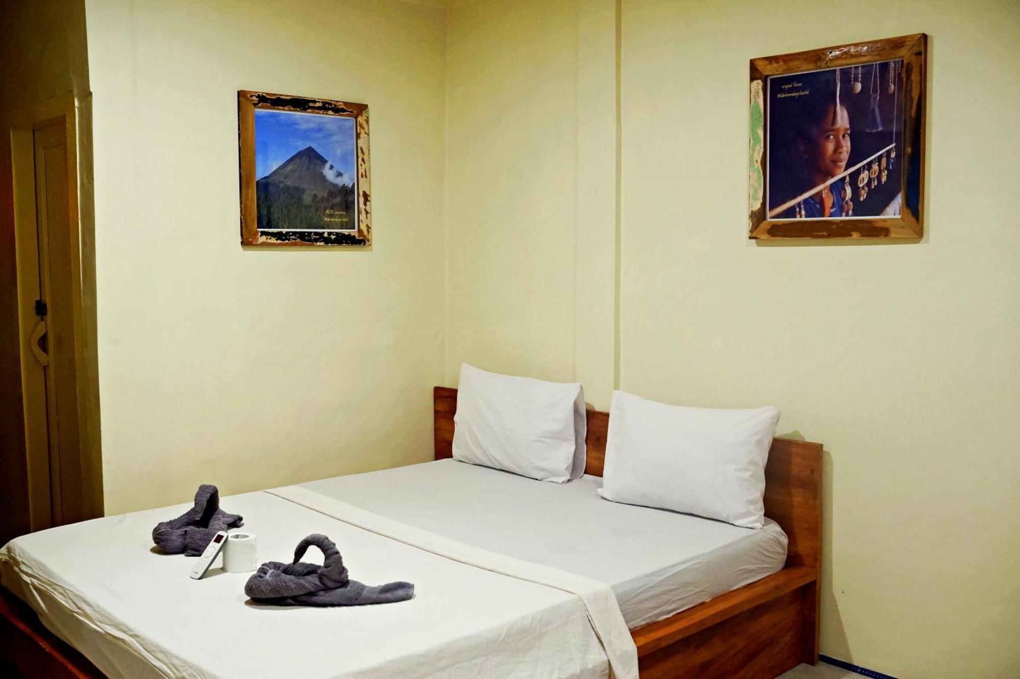 Komodo Shores Homestay